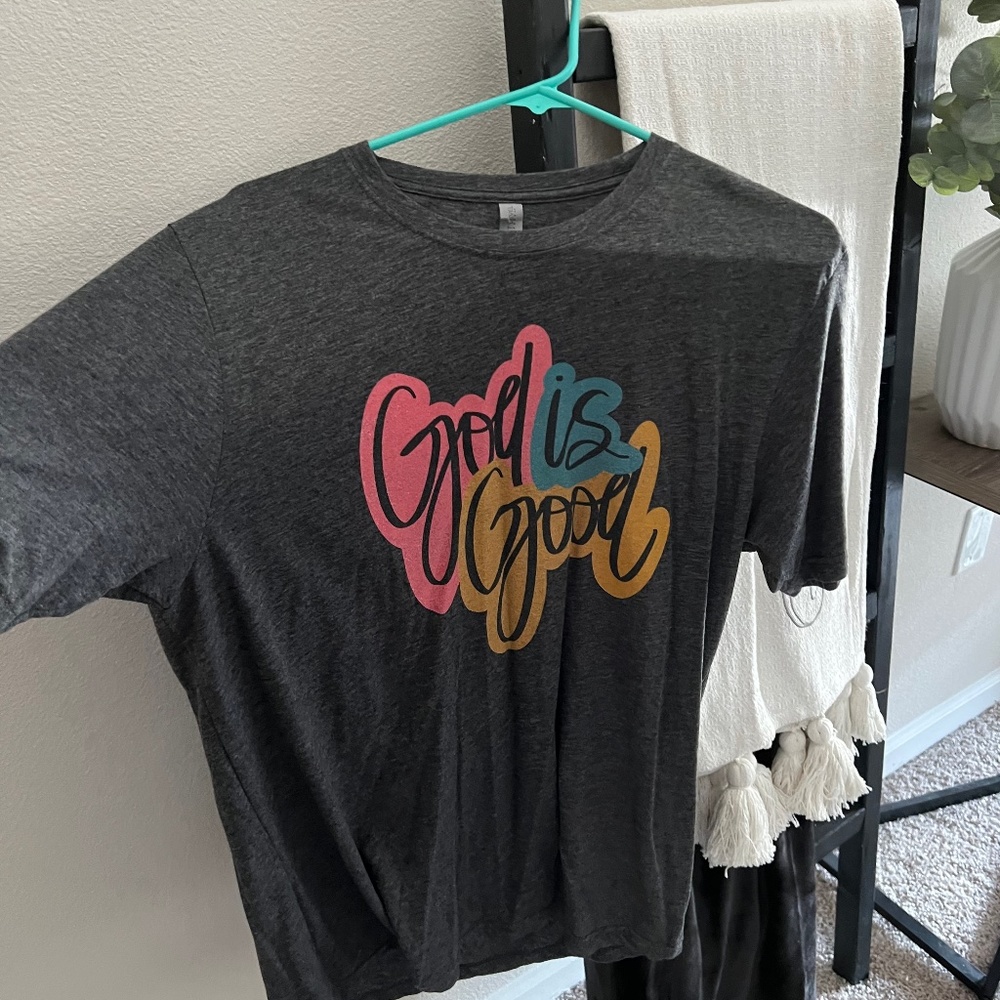 Boutique tee